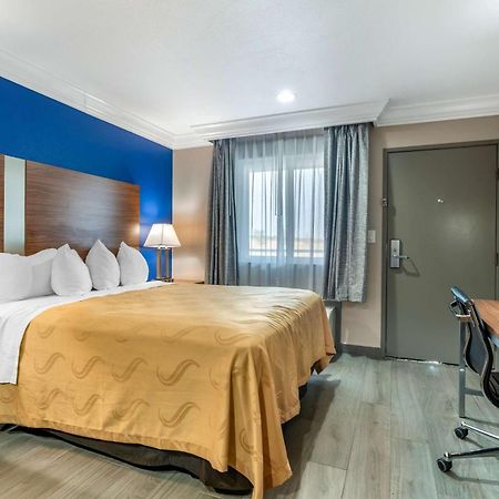 Quality Inn & Suites Vacaville Kültér fotó