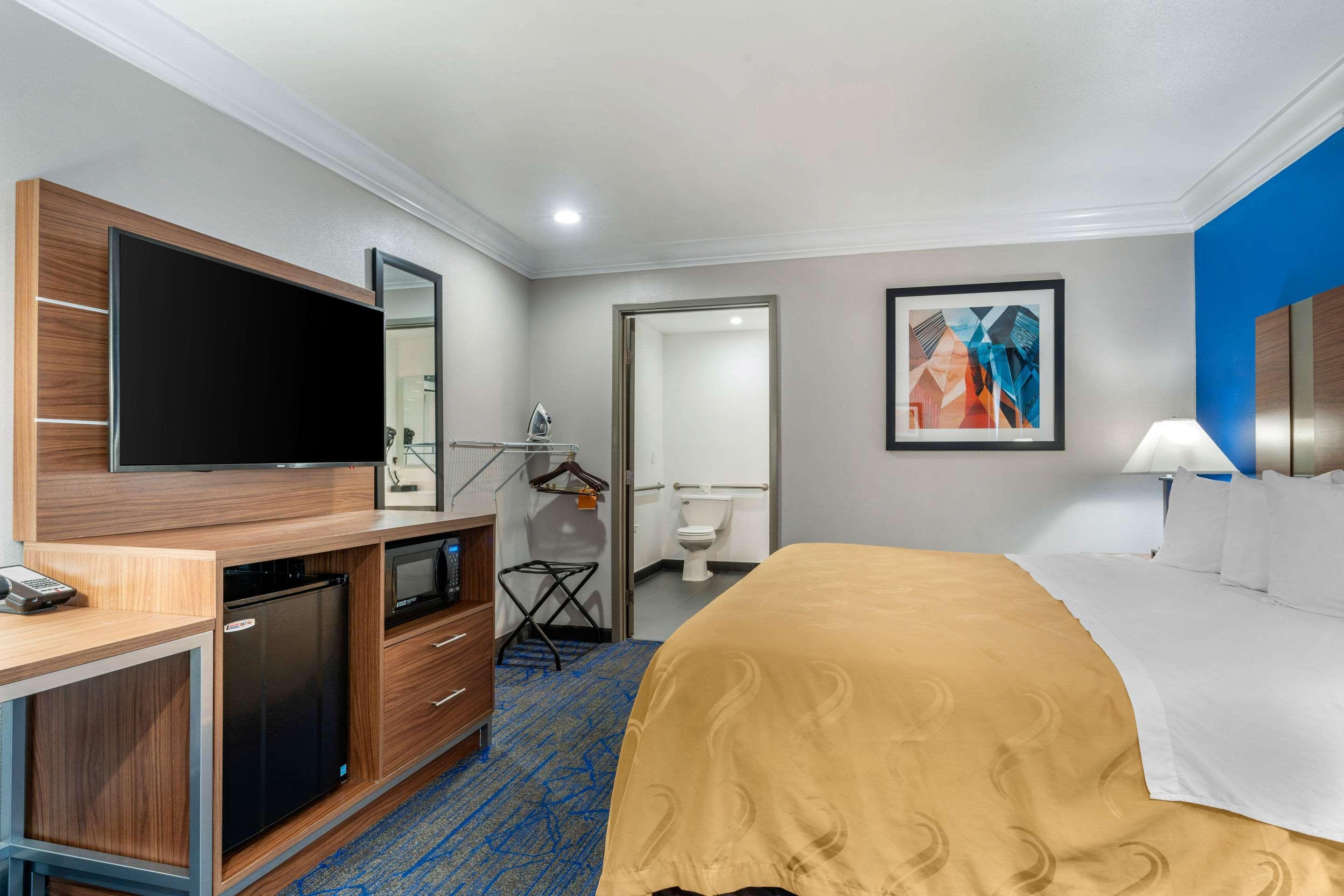 Quality Inn & Suites Vacaville Kültér fotó