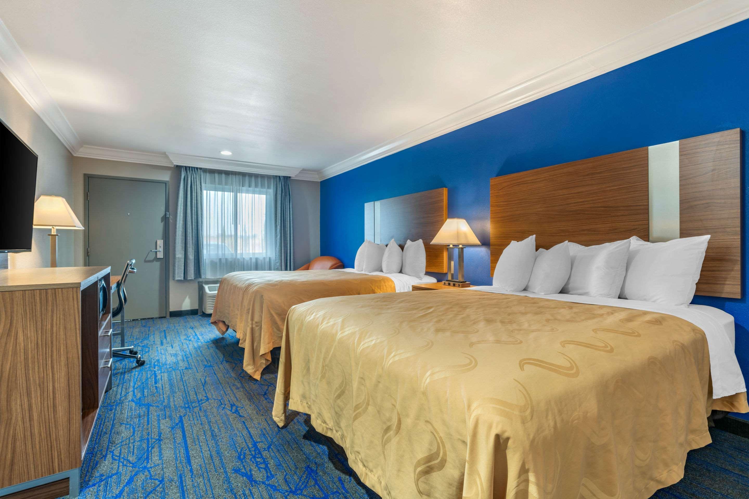Quality Inn & Suites Vacaville Kültér fotó