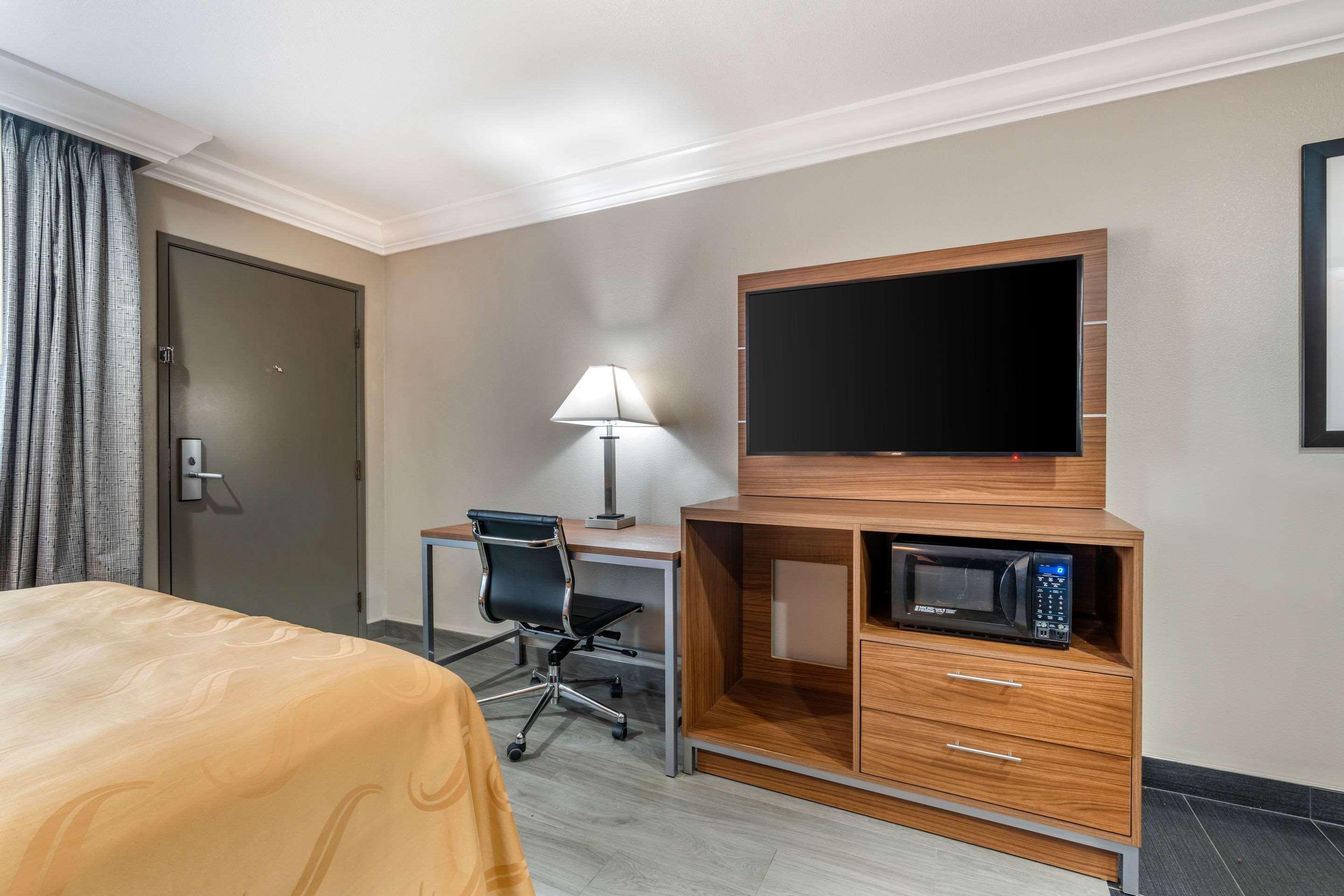 Quality Inn & Suites Vacaville Kültér fotó