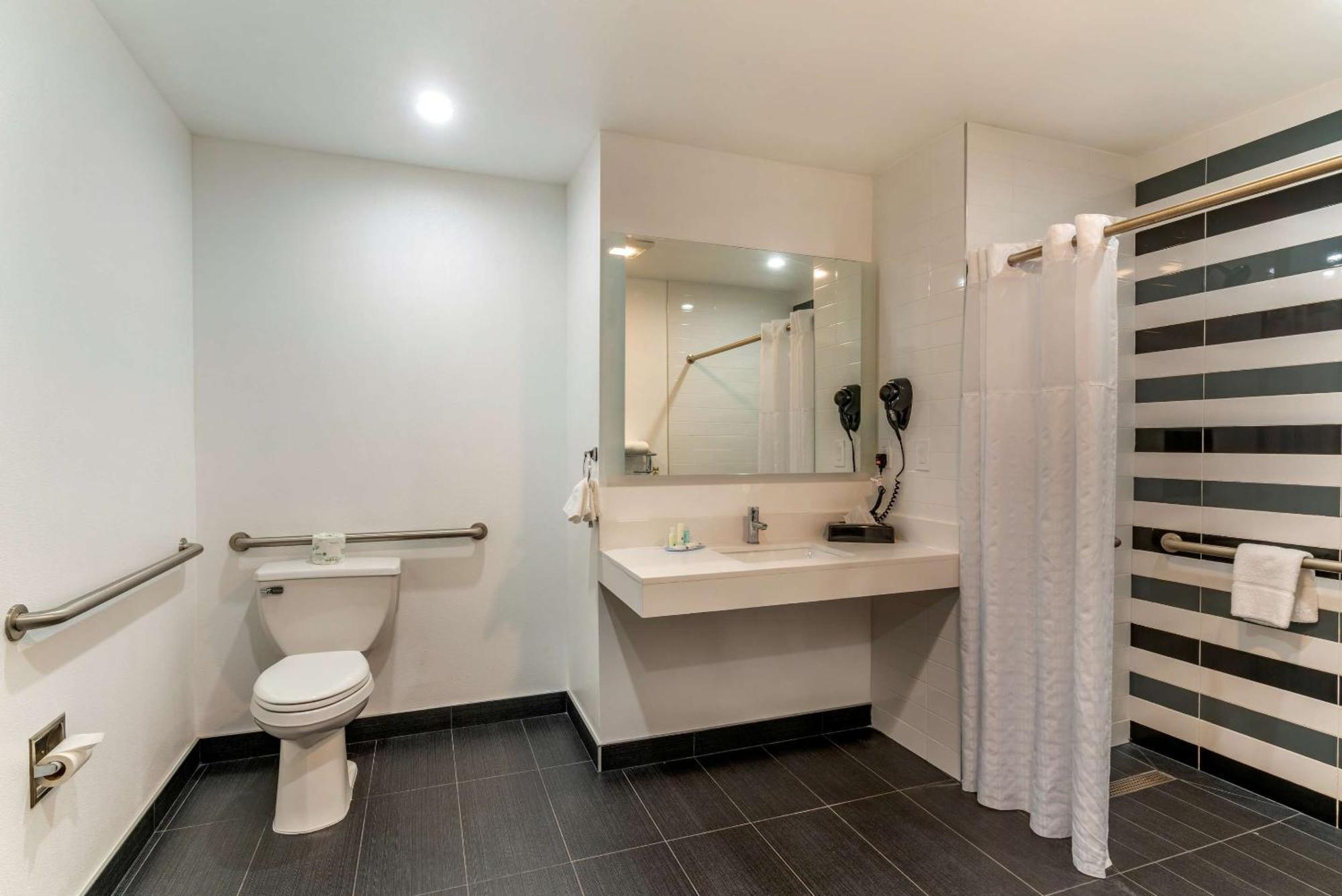 Quality Inn & Suites Vacaville Kültér fotó